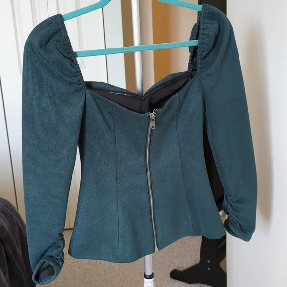 Atoir Top - Picture 8 of 9